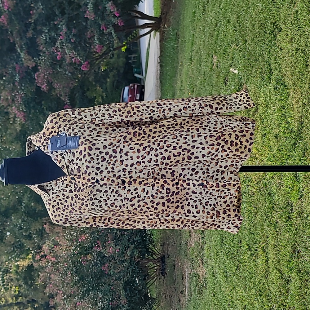 Leopard Print Button-Front Blouse - Beige/Brown